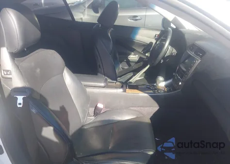 2010 Lexus Is 350C from USA, damaged, VIN JTHFE2C28A2504031